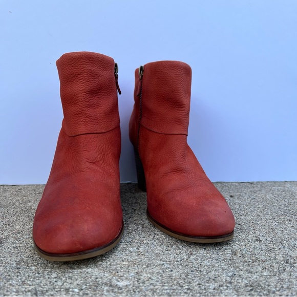 Cole Haan Nikeair Booties Women's size 8.5 Orange Heeled Ankle Boots Cassidy - Picture 4 of 8